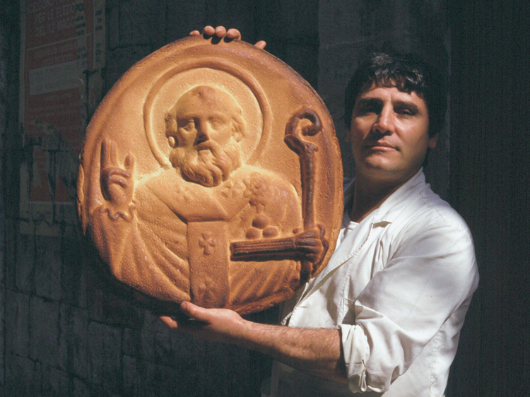 San Nicola diventa pane '83